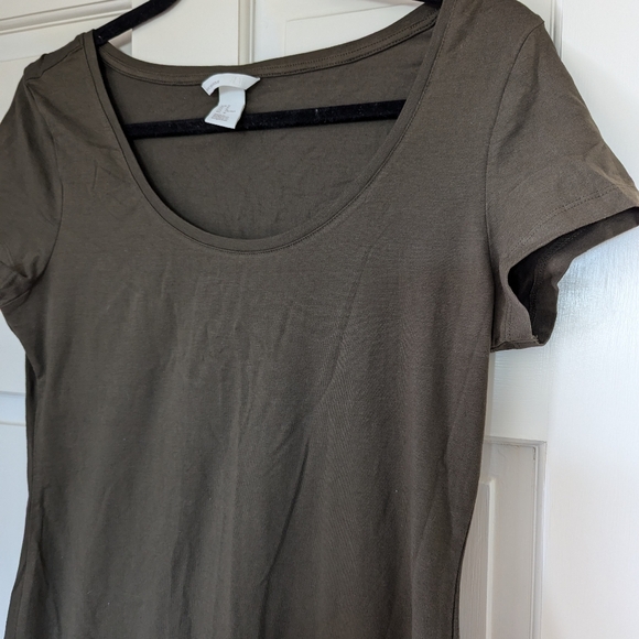 H & M Dark Green T shirt Dress - Picture 3 of 4
